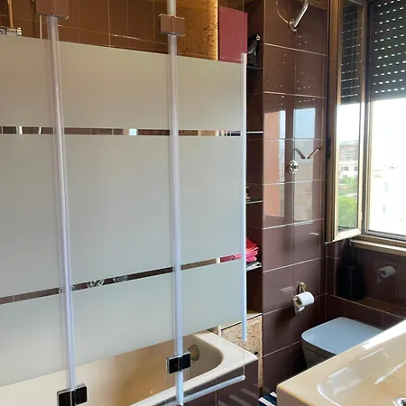 Homestay Private And Quiet Rome