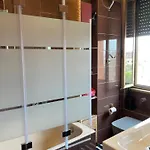 Homestay Private And Quiet Rome